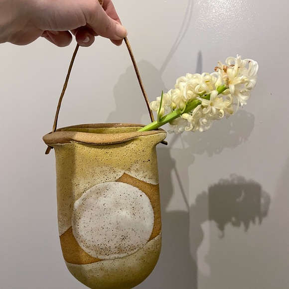 Set of hanging ceramic flower holder (or other display/mail) - Picture 3 of 12